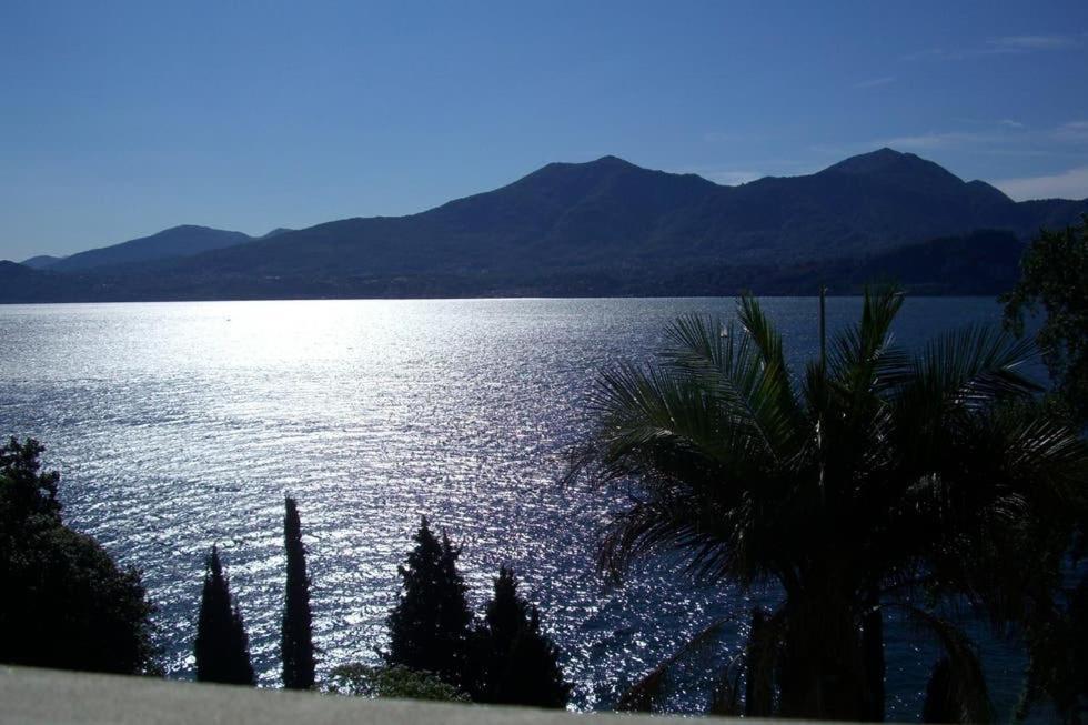 Little Suite Near Lake Verbania Exterior foto