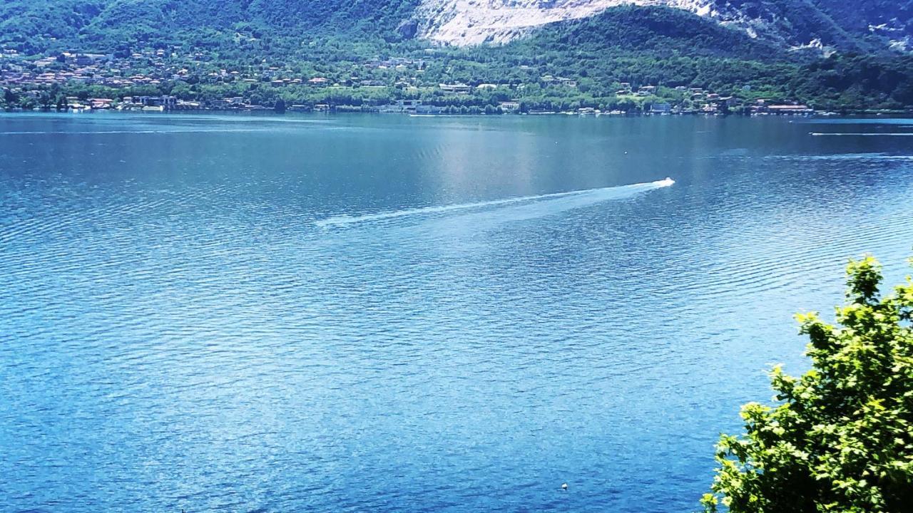 Little Suite Near Lake Verbania Exterior foto
