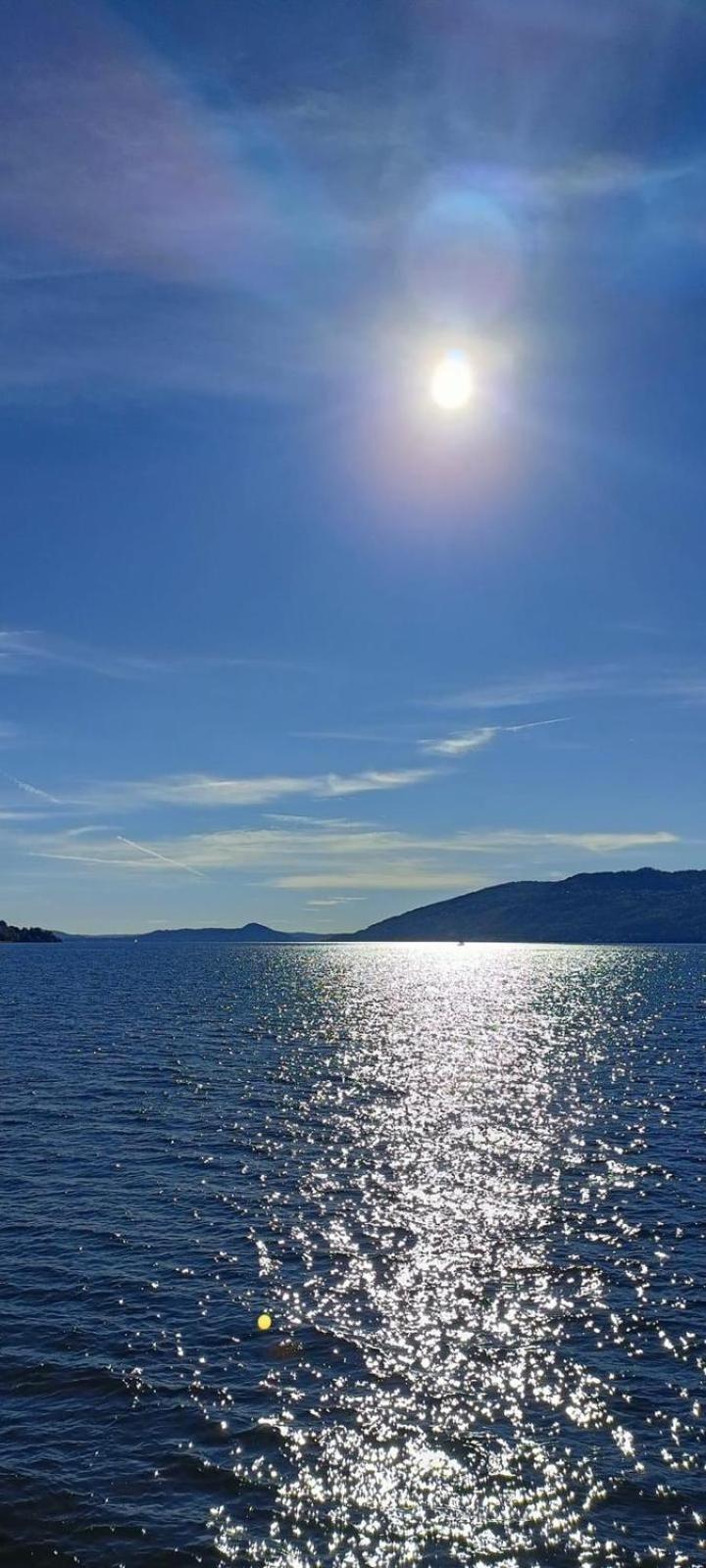 Little Suite Near Lake Verbania Exterior foto